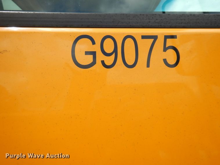 image for item DE5776 2005 Chevrolet C7500  oil distributor truck