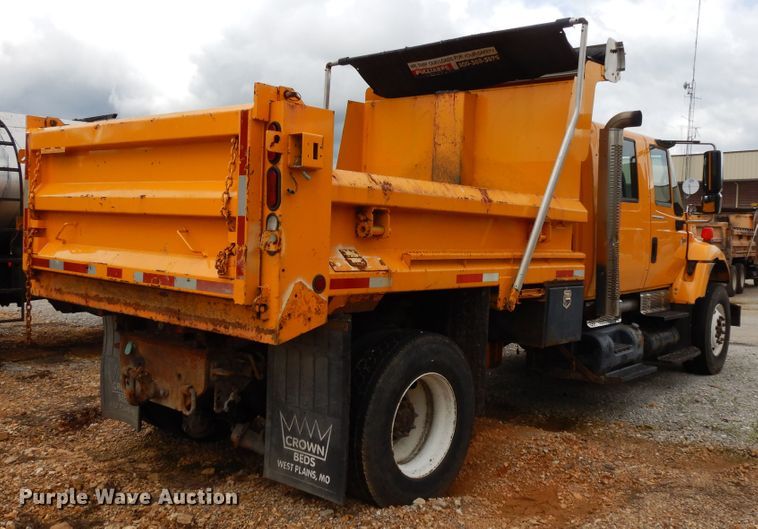 image for item DE5777 2006 International 7400  dump truck