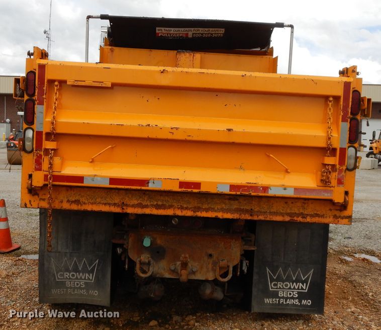 image for item DE5777 2006 International 7400  dump truck