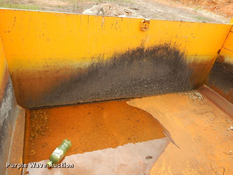 image for item DE5777 2006 International 7400  dump truck