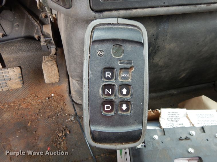 image for item DE5778 2006 International 7400   dump truck