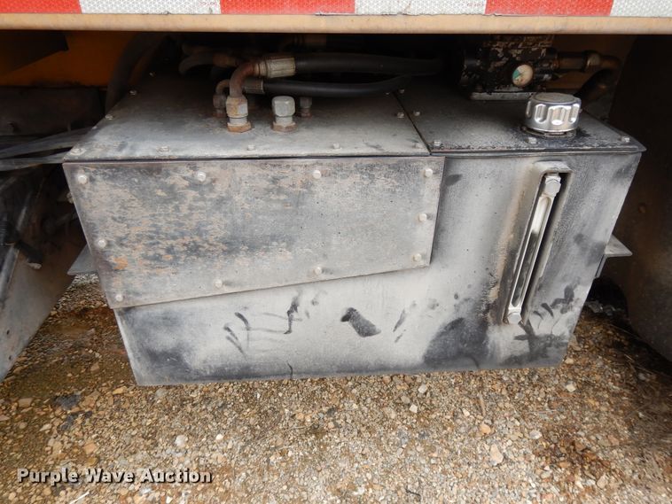 image for item DE5778 2006 International 7400   dump truck