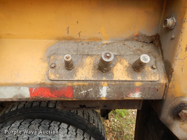 image for item DE5778 2006 International 7400   dump truck