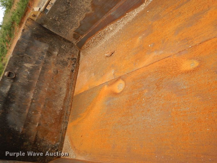 image for item DE5778 2006 International 7400   dump truck