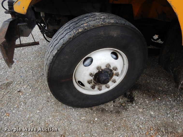 image for item DE5778 2006 International 7400   dump truck