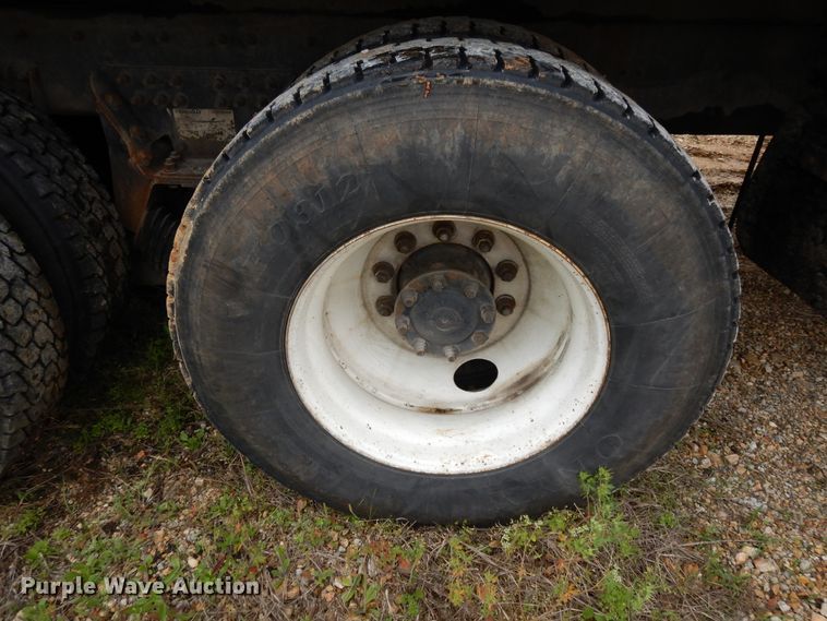 image for item DE5778 2006 International 7400   dump truck