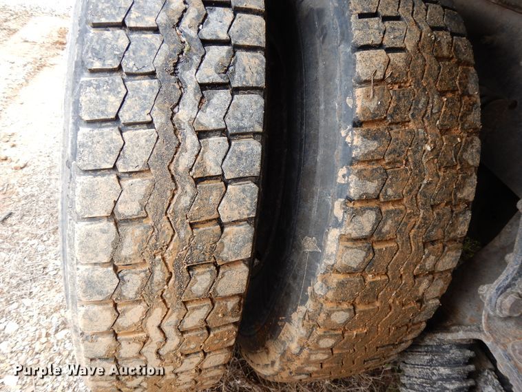 image for item DE5778 2006 International 7400   dump truck