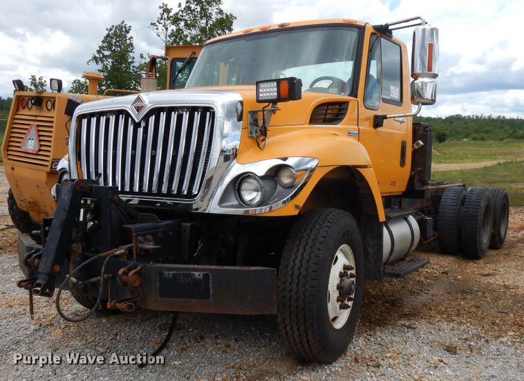 image for item DE5781 2009 International 7500  truck cab and chassis