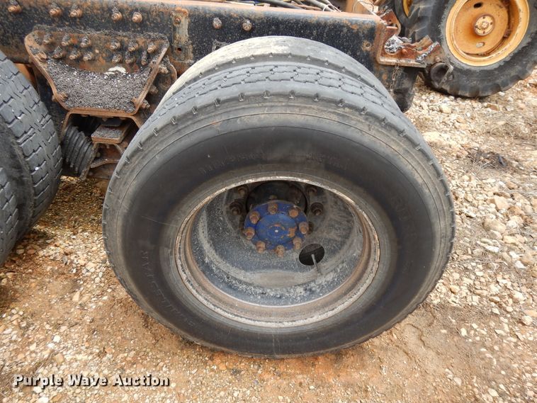 image for item DE5781 2009 International 7500  truck cab and chassis