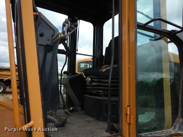 image for item DE5782 1995 Galion Dresser 850  motor grader