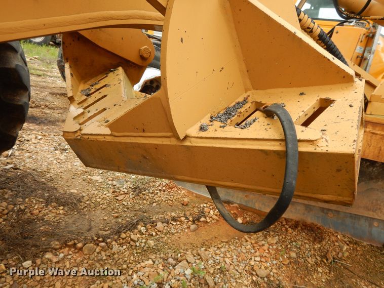 image for item DE5782 1995 Galion Dresser 850  motor grader