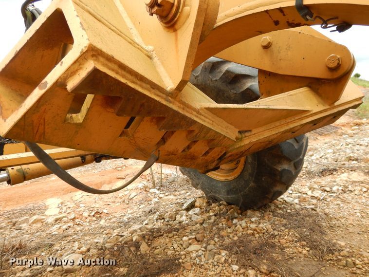 image for item DE5782 1995 Galion Dresser 850  motor grader