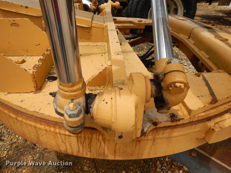 image for item DE5782 1995 Galion Dresser 850  motor grader