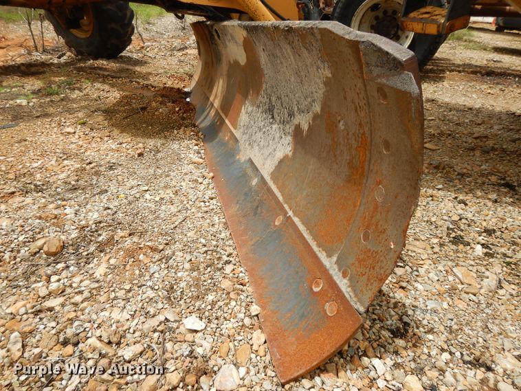 image for item DE5782 1995 Galion Dresser 850  motor grader