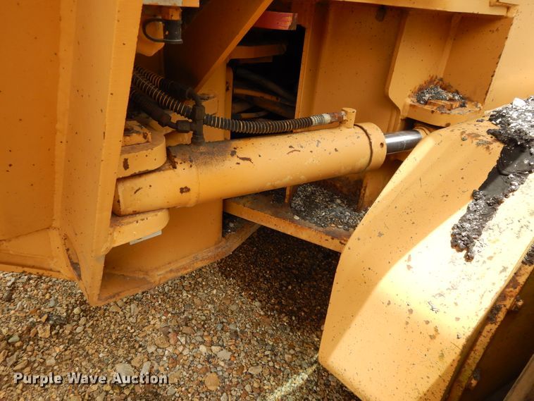 image for item DE5782 1995 Galion Dresser 850  motor grader