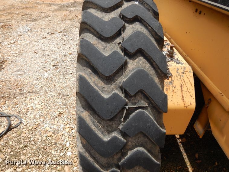 image for item DE5782 1995 Galion Dresser 850  motor grader