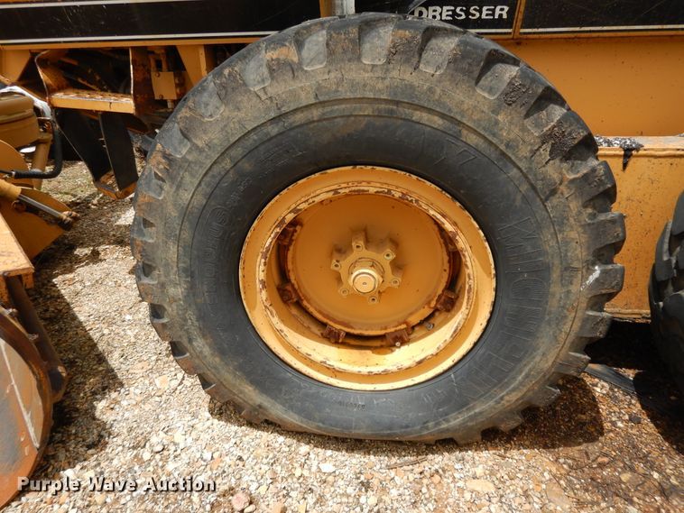 image for item DE5782 1995 Galion Dresser 850  motor grader