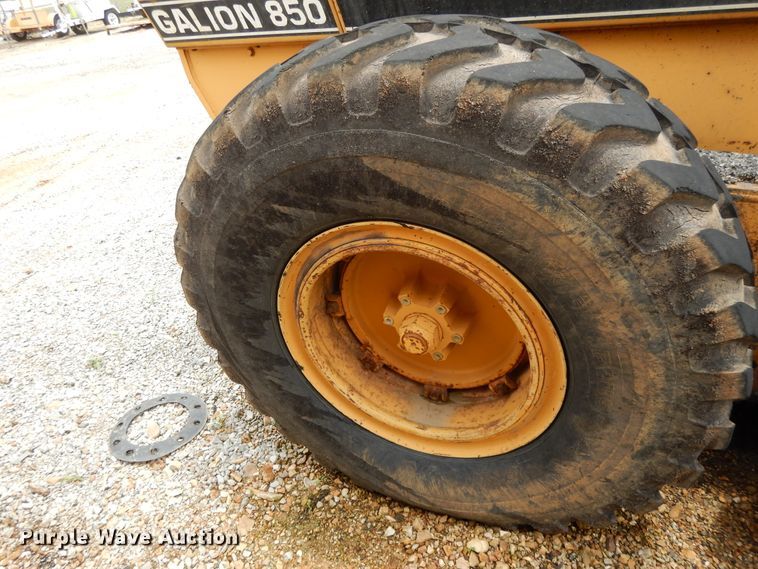 image for item DE5782 1995 Galion Dresser 850  motor grader