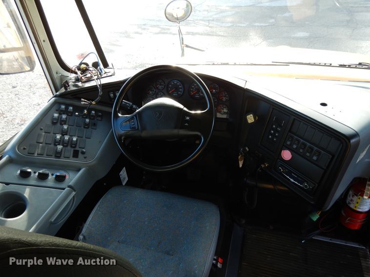 image for item DE5807 2008 International CE300 school bus