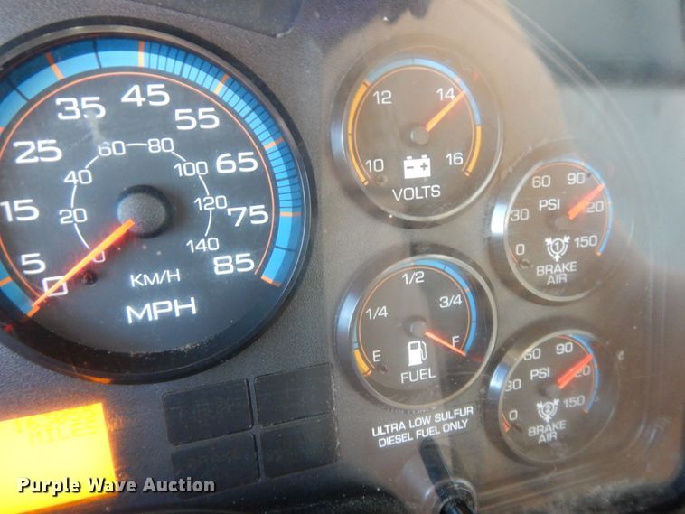 image for item DE5807 2008 International CE300 school bus