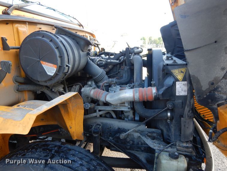 image for item DE5807 2008 International CE300 school bus