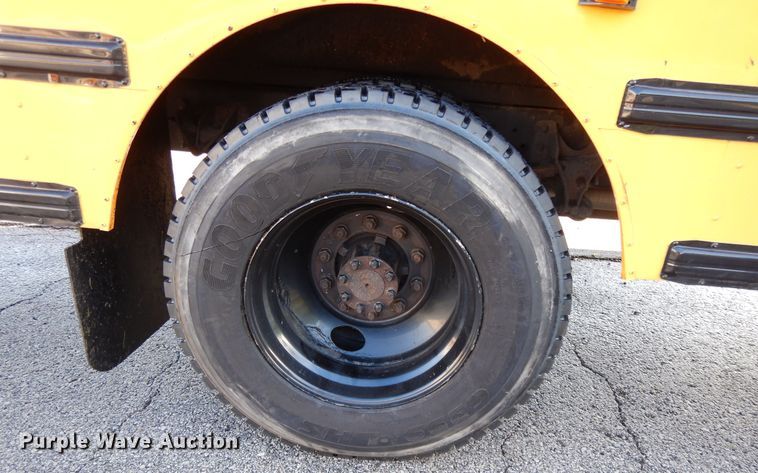 image for item DE5807 2008 International CE300 school bus