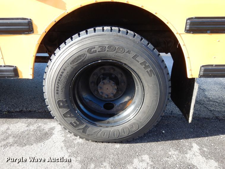 image for item DE5807 2008 International CE300 school bus