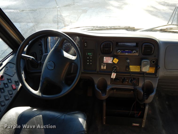 image for item DE5808 2011 Thomas  school bus