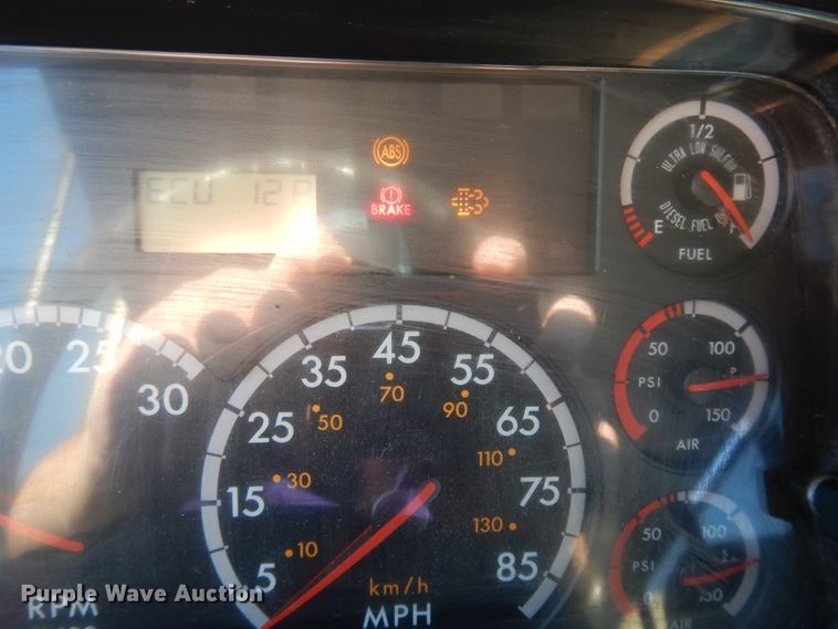 image for item DE5808 2011 Thomas  school bus