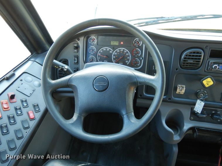 image for item DE5809 2011 Thomas  school bus