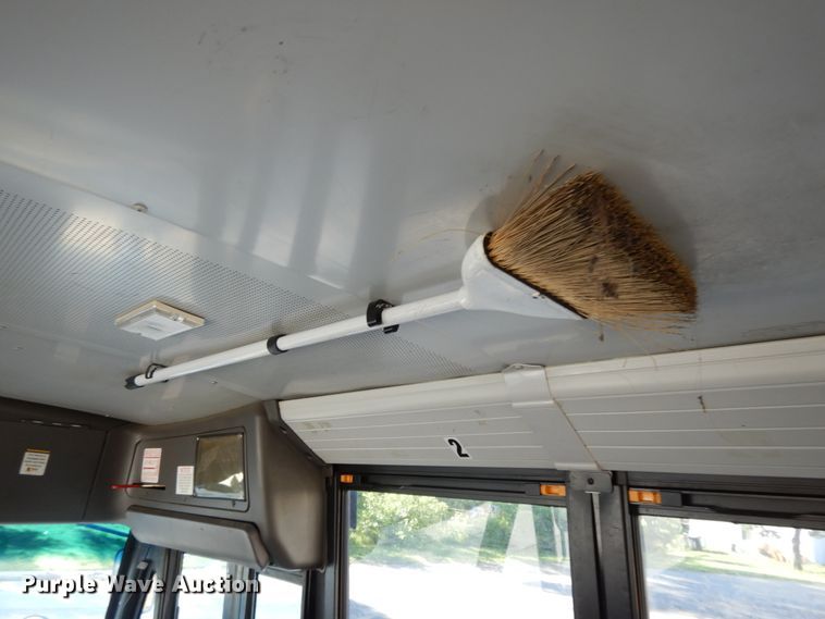 image for item DE5809 2011 Thomas  school bus