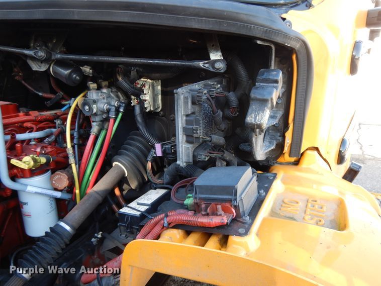 image for item DE5809 2011 Thomas  school bus