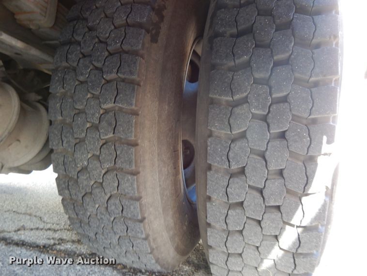 image for item DE5809 2011 Thomas  school bus