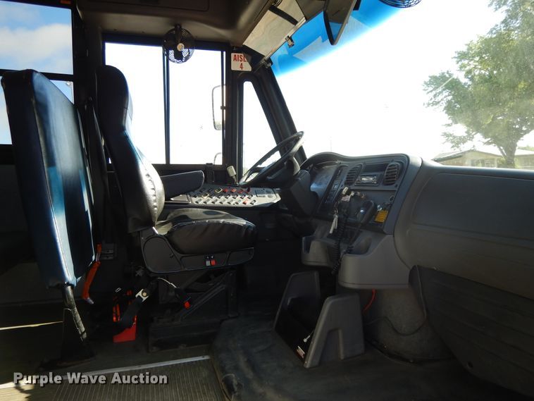 image for item DE5810 2011 Thomas  school bus