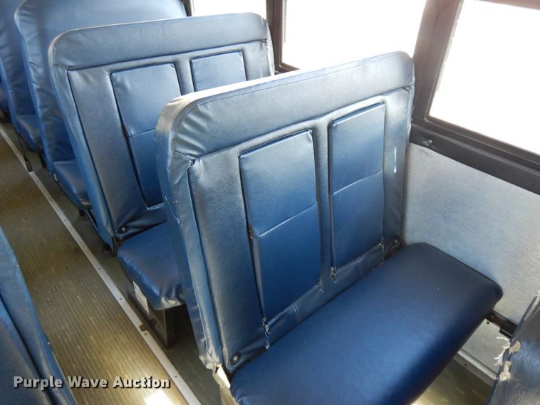 image for item DE5810 2011 Thomas  school bus