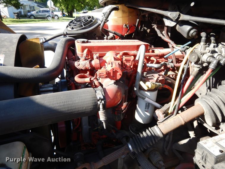 image for item DE5810 2011 Thomas  school bus