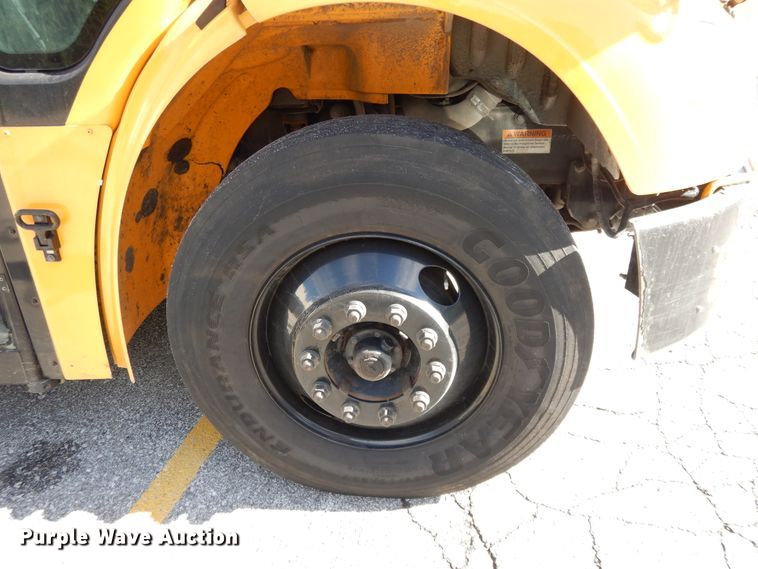 image for item DE5810 2011 Thomas  school bus