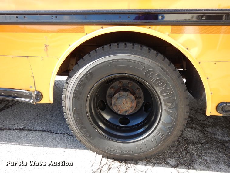 image for item DE5810 2011 Thomas  school bus