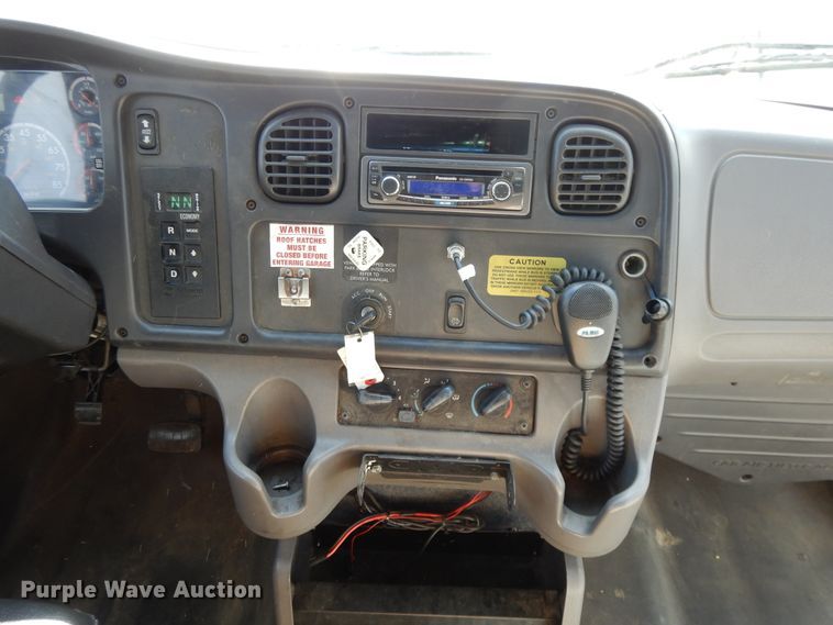 image for item DE5811 2011 Thomas  school bus