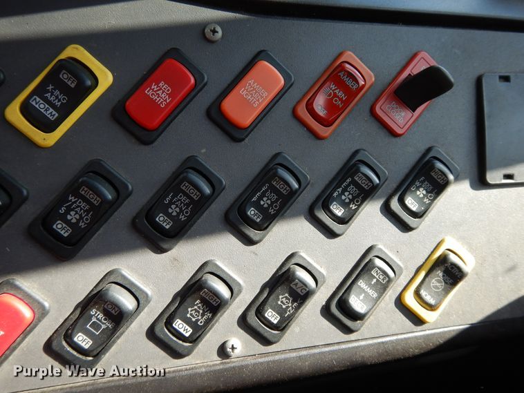 image for item DE5811 2011 Thomas  school bus