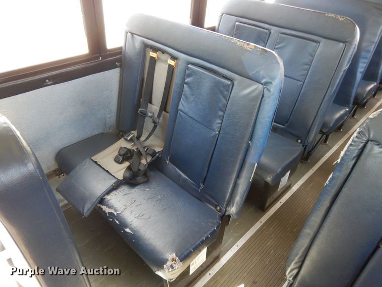 image for item DE5811 2011 Thomas  school bus