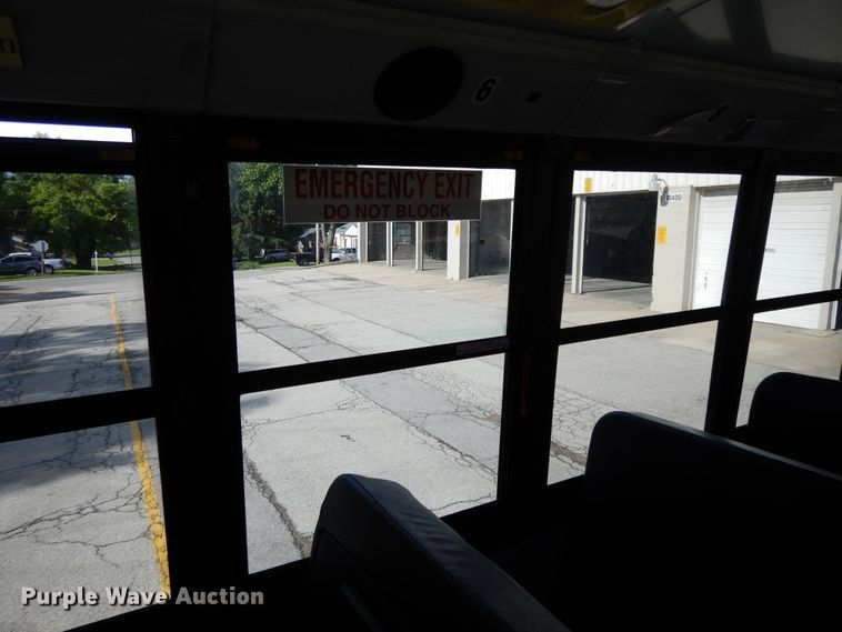 image for item DE5811 2011 Thomas  school bus