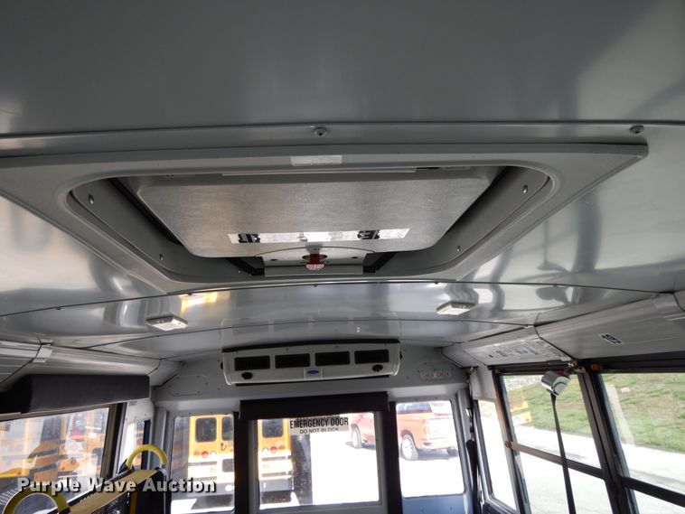 image for item DE5811 2011 Thomas  school bus