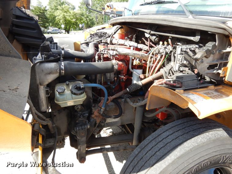 image for item DE5811 2011 Thomas  school bus