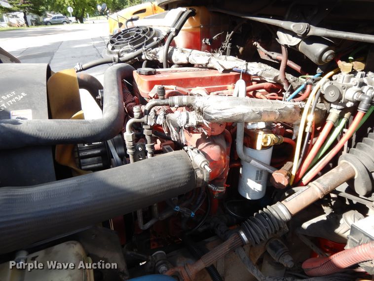 image for item DE5811 2011 Thomas  school bus