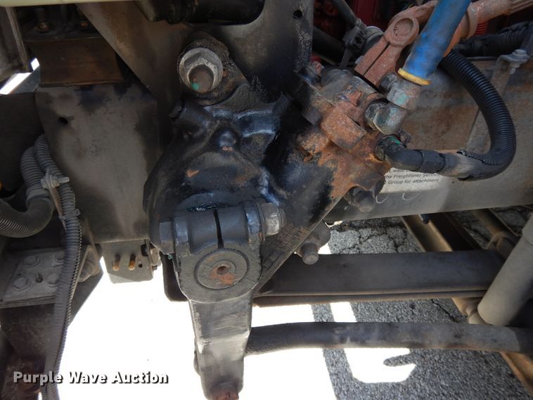 image for item DE5811 2011 Thomas  school bus