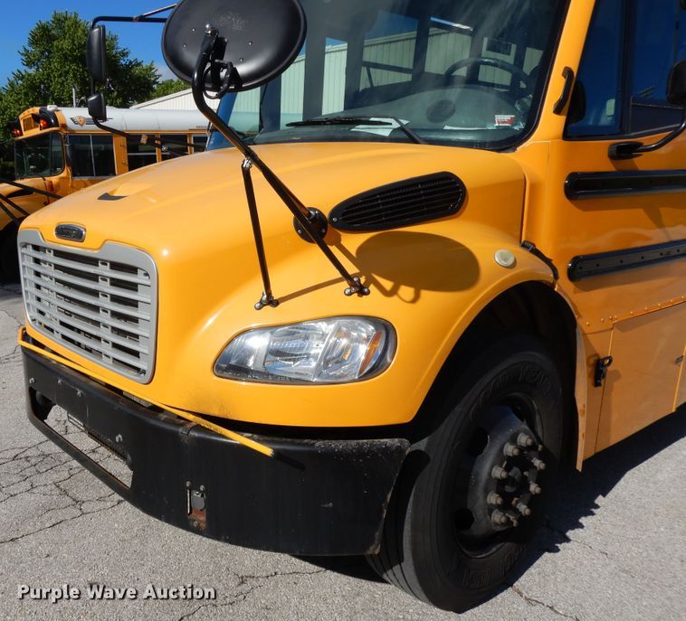 image for item DE5811 2011 Thomas  school bus