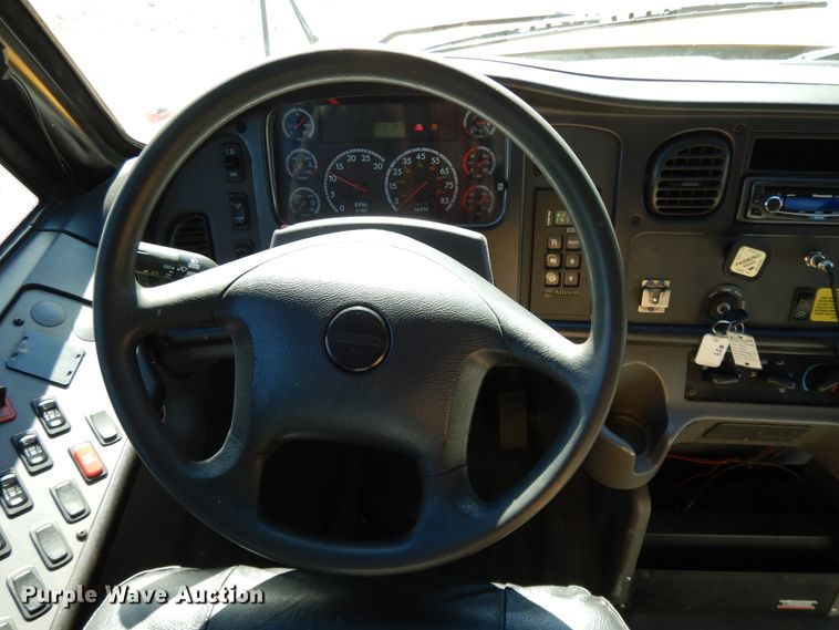 image for item DE5812 2011 Thomas  school bus