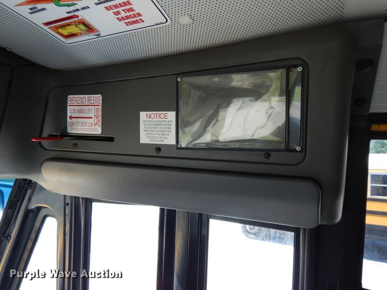 image for item DE5812 2011 Thomas  school bus