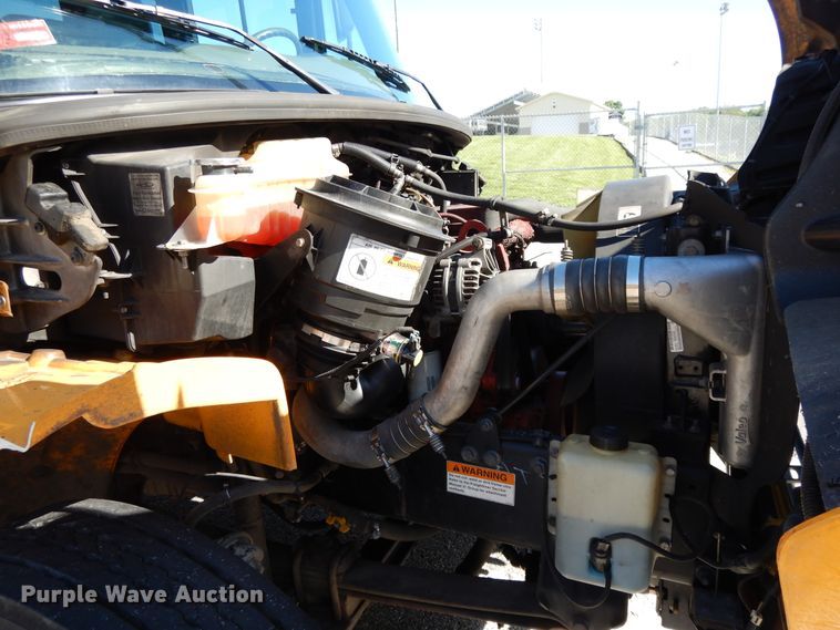 image for item DE5812 2011 Thomas  school bus